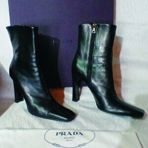 Prada high heel Ankle Boots Calzature Donna 36.5 (US6) Black Leather Antic City